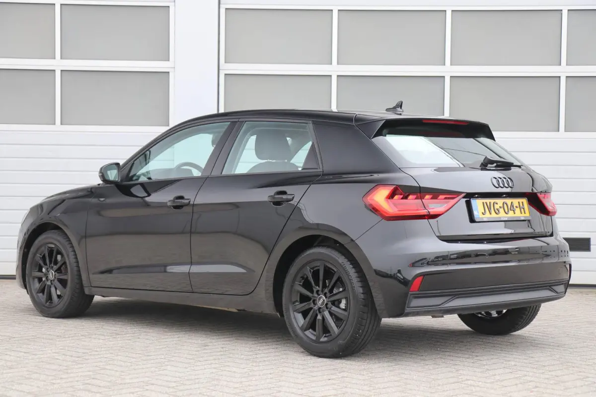 30 TFSI 116pk S-tronic Advanced edition | Stoelverwarming | Autom. Airco | Parkeersensoren Rondom