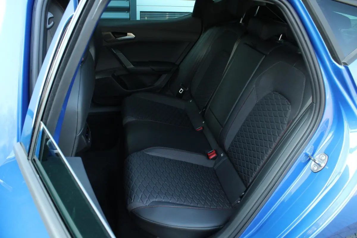 1.5 TSI e-Hybrid 204pk FR Business | Technology Pack | 18" Velgen