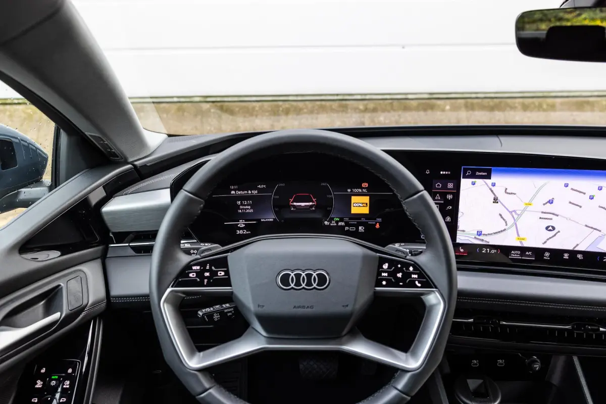 286pk Advanced edition 83 kWh | Trekhaak | Verwarmbaar stuur | Keyless entry