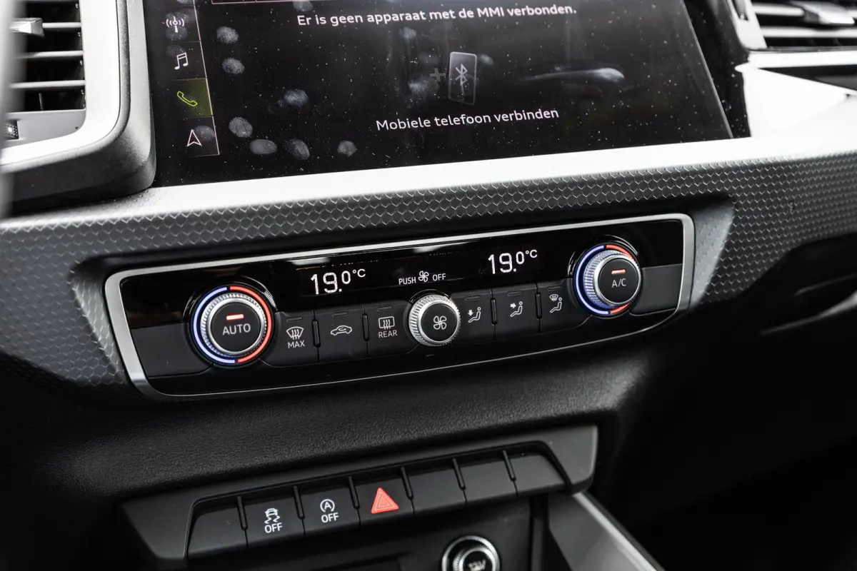 25 TFSI 95pk Advanced edition | LED-kopampen | Autom. Airco | Apple Carplay/Android Auto