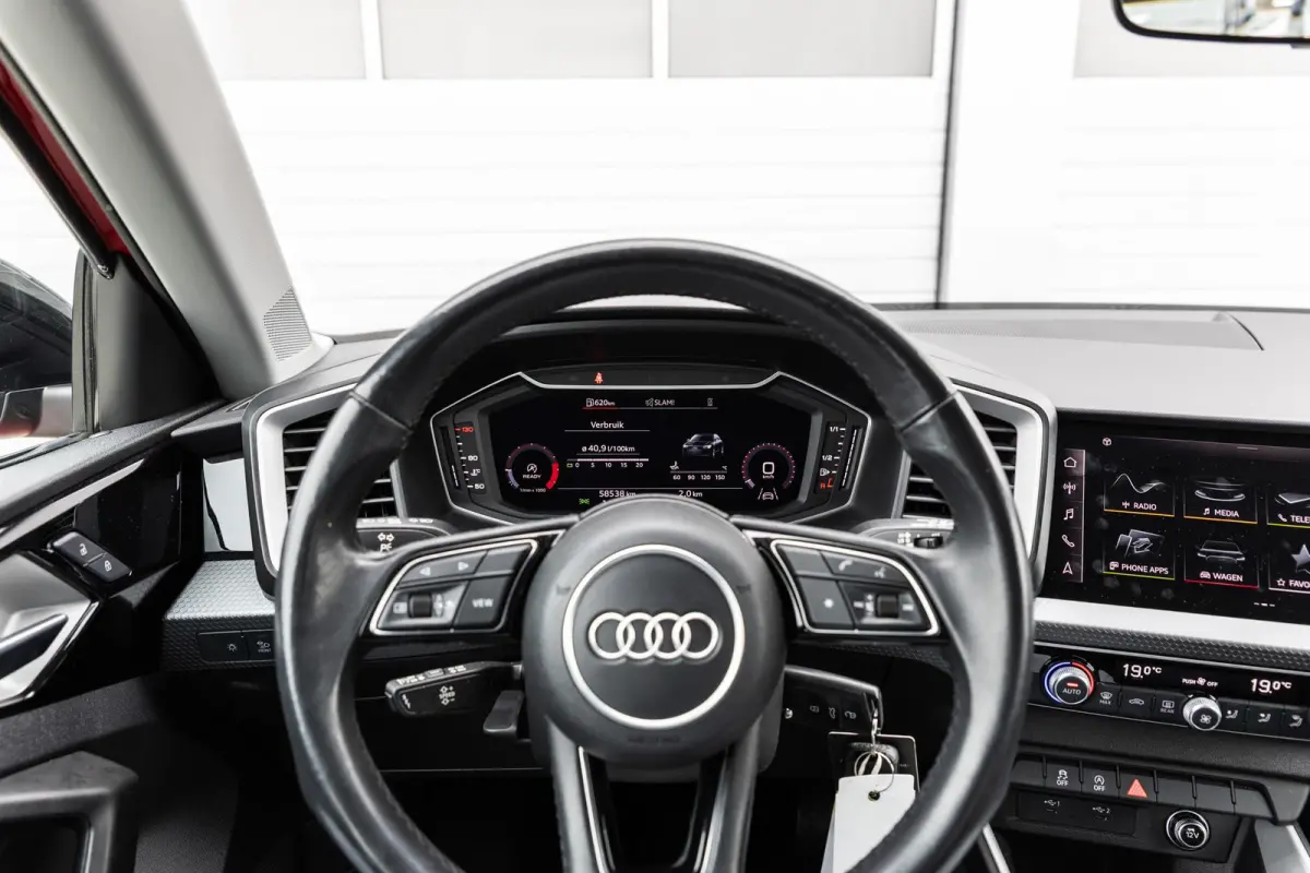 25 TFSI 95pk Advanced edition | LED-kopampen | Autom. Airco | Apple Carplay/Android Auto