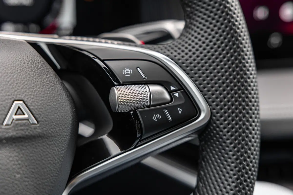 1.5 TSI 204pk PHEV Sportline Business | Winter Pakket | Panoramadak