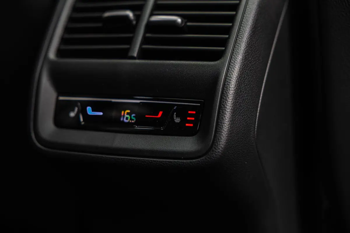 1.5 TSI 204pk PHEV Sportline Business | Winter Pakket | Panoramadak