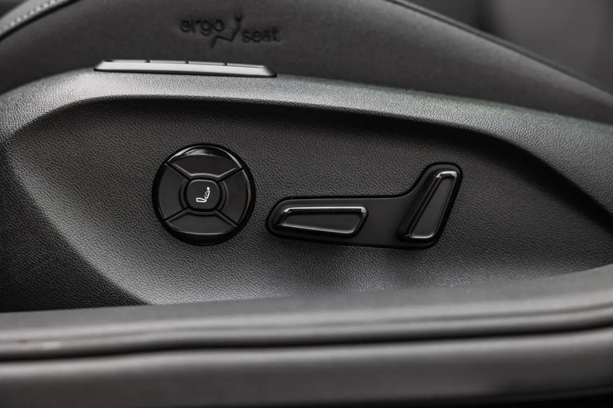 1.5 TSI 204pk PHEV Sportline Business | Winter Pakket | Panoramadak