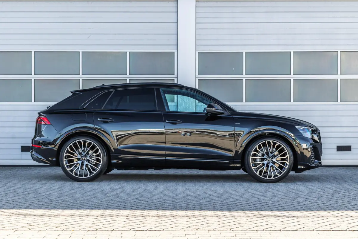 55 TFSI e 394pk quattro Pro Line S | Achterasbesturing | Panoramadak | 23" Velgen
