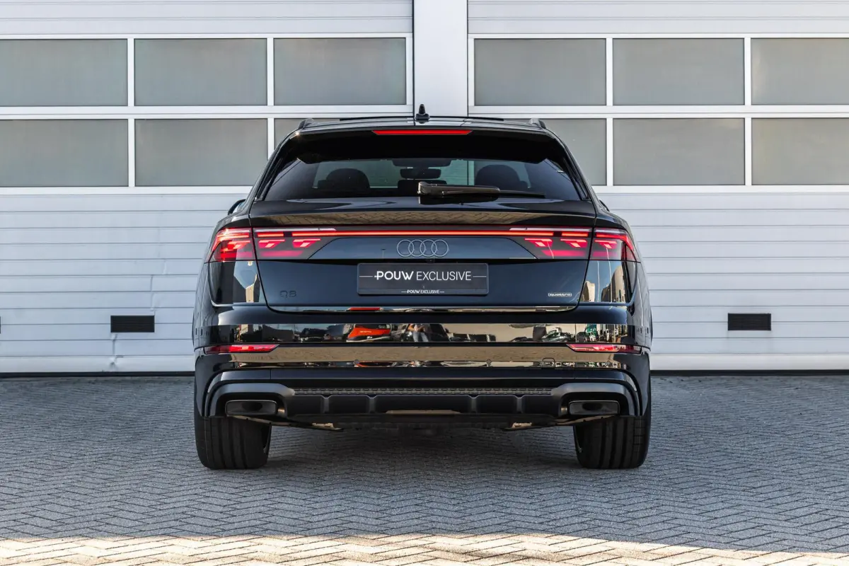 55 TFSI e 394pk quattro Pro Line S | Achterasbesturing | Panoramadak | 23" Velgen