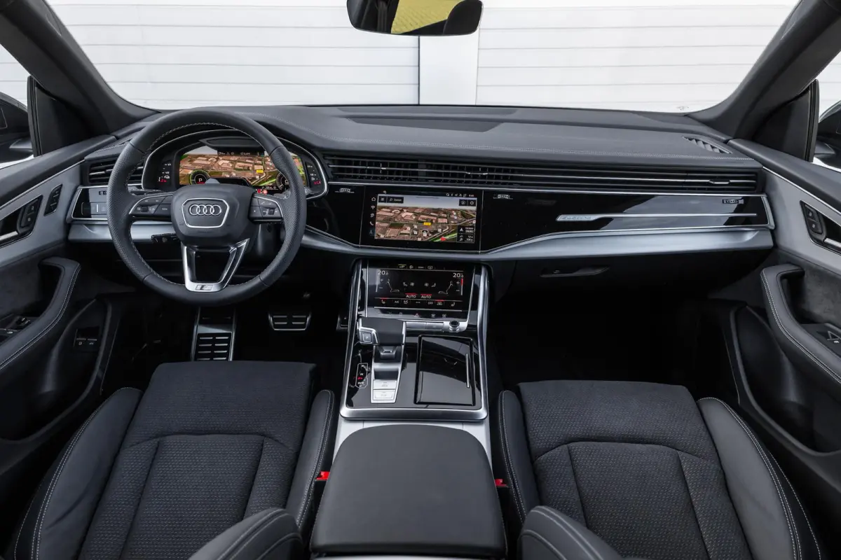 55 TFSI e 394pk quattro Pro Line S | Achterasbesturing | Panoramadak | 23" Velgen