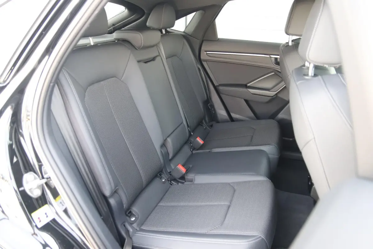 35 TFSI 150pk S-tronic S edition | Apple Carplay/Android Auto | Parkeersensoren | Cruise control