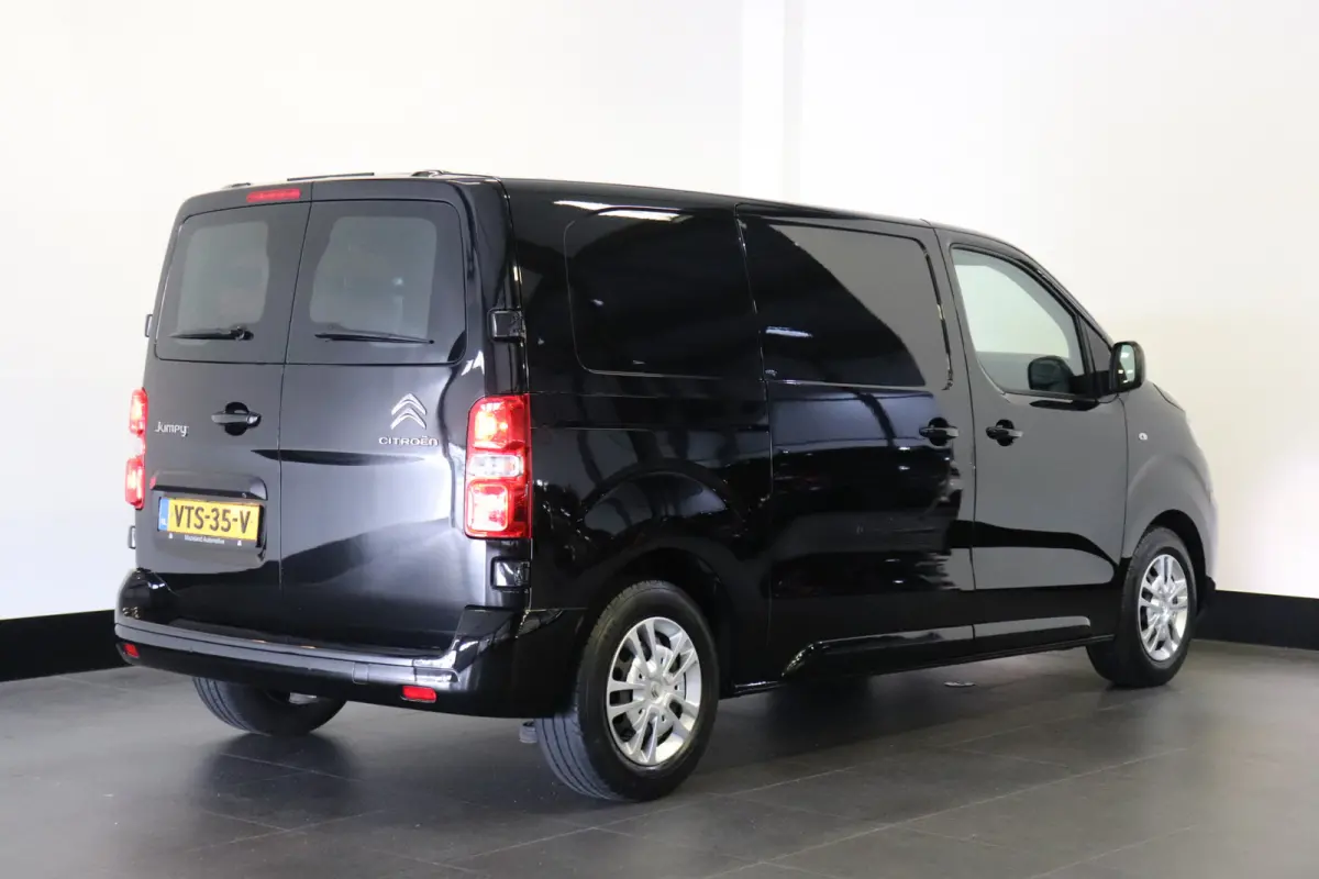 2.0 BlueHDI 180PK Automaat L2 EURO 6 - Airco - Cruise - Camera - € 19.950,- Excl.