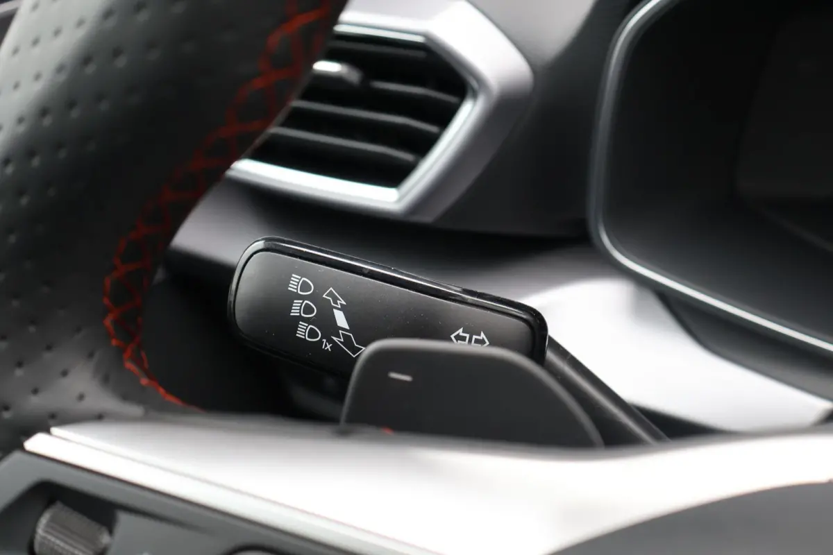 1.5 TSI 204pk e-Hybrid FR Business | Midnight Pack | Safe Driving Pack