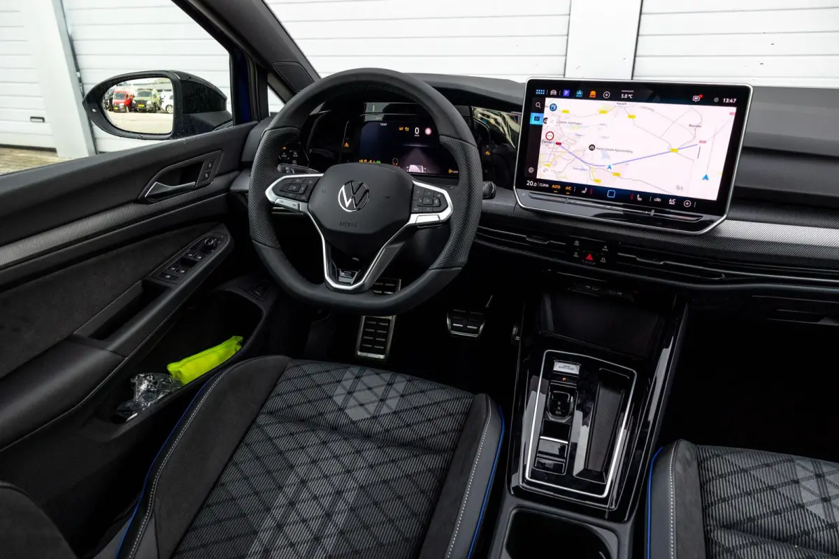 1.5 eTSI 116pk DSG R-Line Edition | Panoramadak | Matrix LED | Apple Carplay/Android Auto