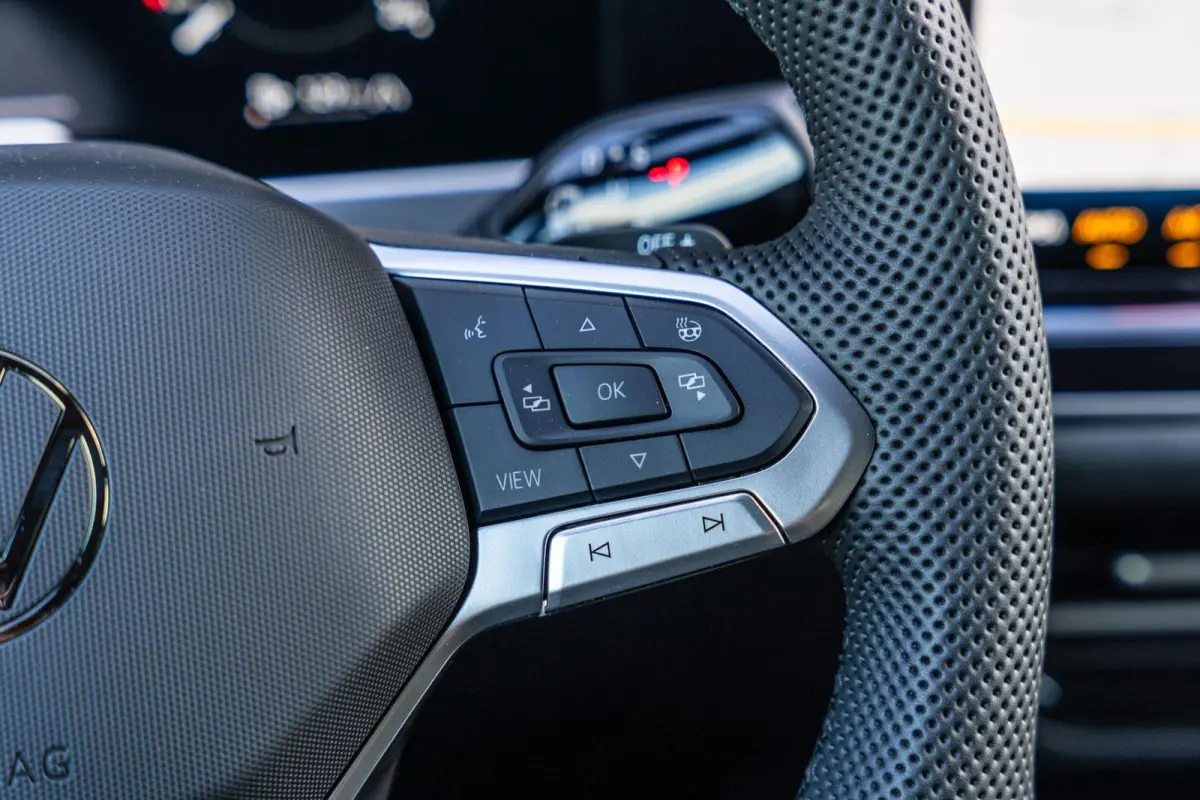 1.5 eHybrid 204pk R-Line Edition | Panoramadak | Trekhaak | Harman Kardon Audio