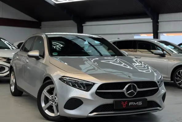 200 Luxury Line Facelift CarPlay Camera