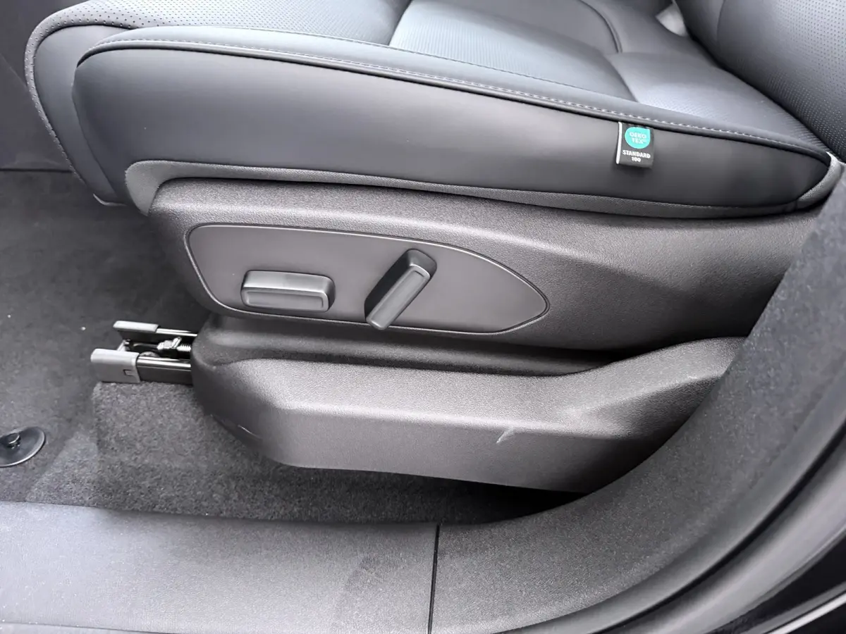 Design ProMax 81.9 kWh | €3500,- korting !! | Vanaf €589,- Private Lease per maand ! | Audio installatie | Cruise control adaptief met Stop&Go en stuurhulp | Dodehoek detectie