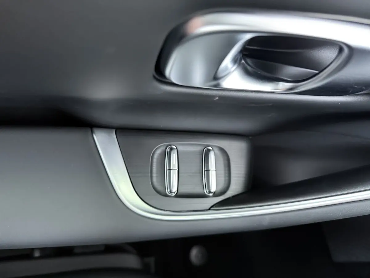 Design ProMax 81.9 kWh | €3500,- korting !! | Vanaf €589,- Private Lease per maand ! | Audio installatie | Cruise control adaptief met Stop&Go en stuurhulp | Dodehoek detectie