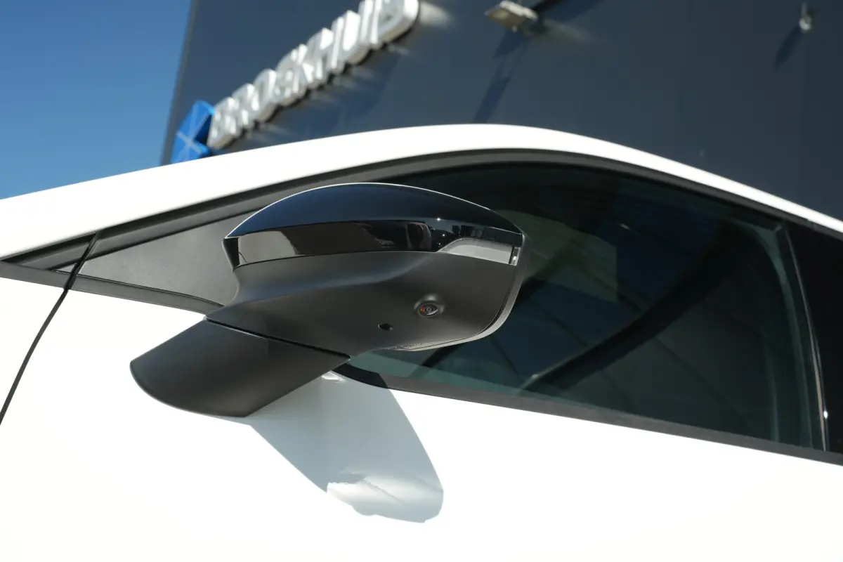 Style First Edition | Airconditioning automatisch, 2-zone (Climatronic) | Automatische afstandsregeling (Adaptive Cruise Control) | Diefstalalarm