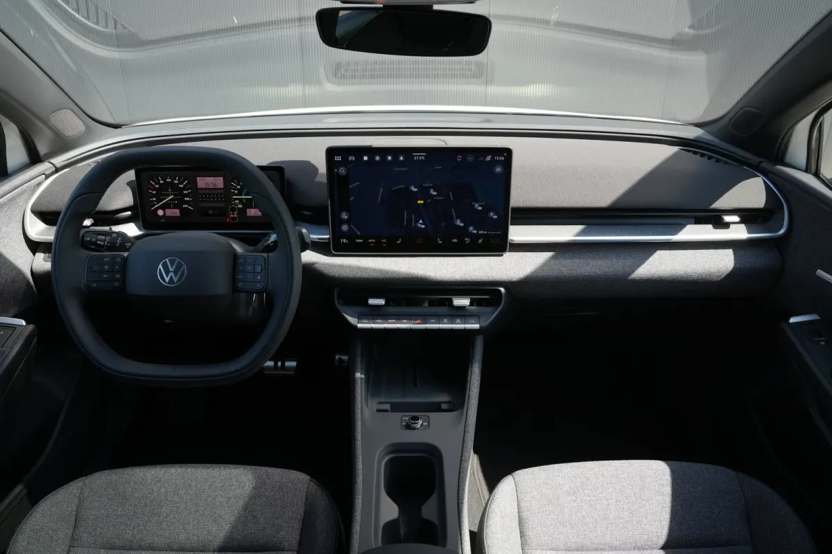 Style First Edition | Airconditioning automatisch, 2-zone (Climatronic) | Automatische afstandsregeling (Adaptive Cruise Control) | Diefstalalarm