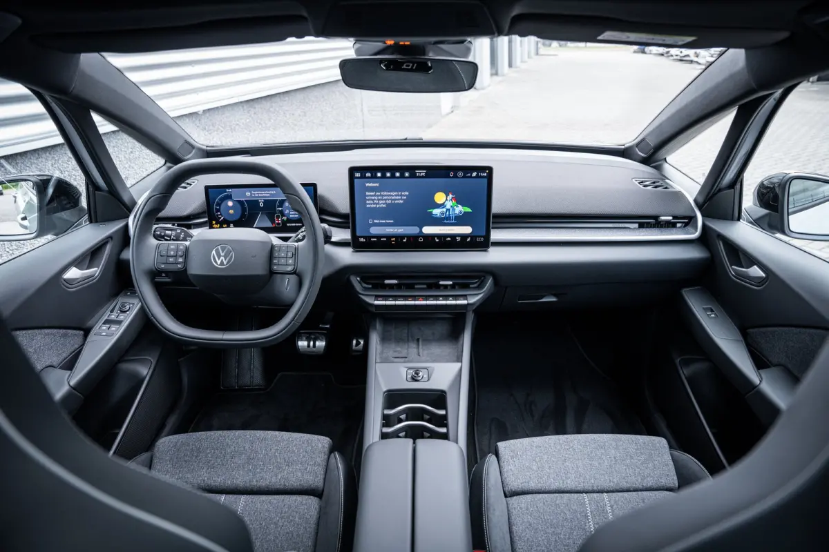 Style | Airconditioning automatisch, 2-zone (Climatronic) | Automatische afstandsregeling (Adaptive Cruise Control) | Buitenspiegels elektrisch instel-, verwarm- en inklapbaar