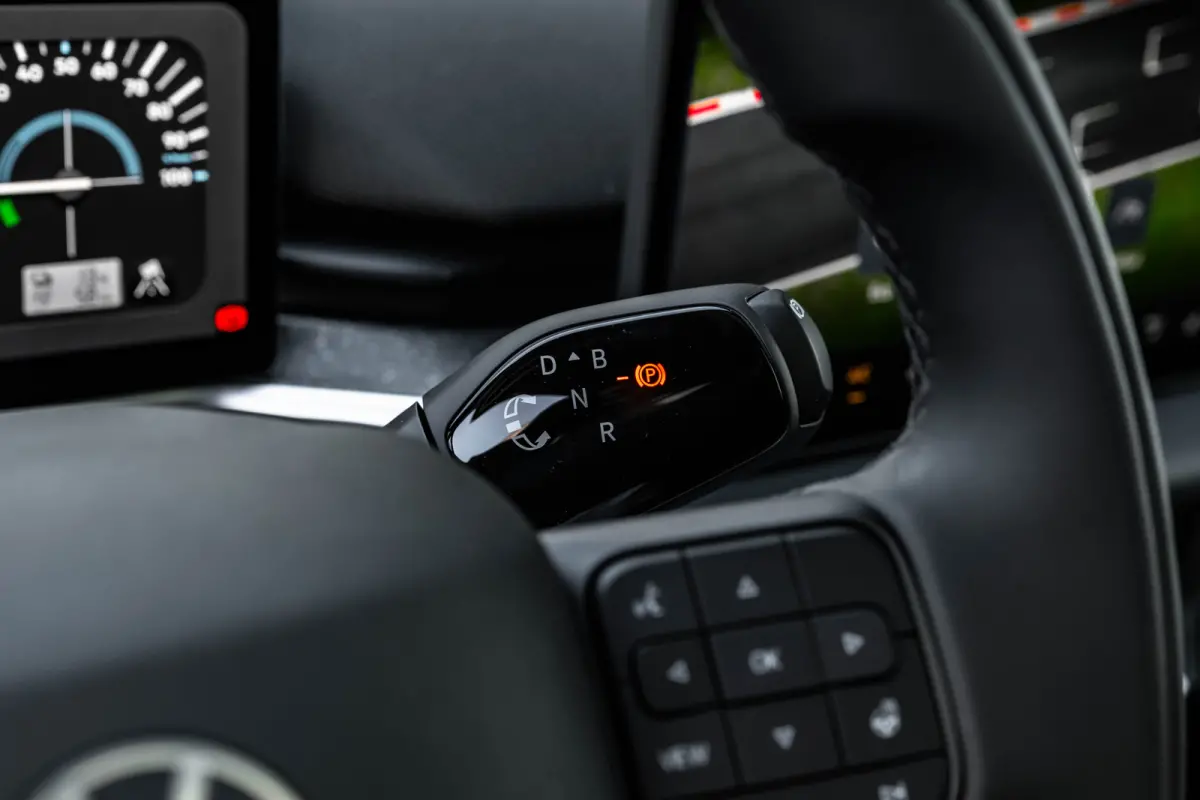 Style | Airconditioning automatisch, 2-zone (Climatronic) | Automatische afstandsregeling (Adaptive Cruise Control) | Buitenspiegels elektrisch instel-, verwarm- en inklapbaar