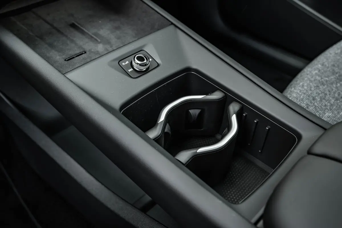 Style | Airconditioning automatisch, 2-zone (Climatronic) | Automatische afstandsregeling (Adaptive Cruise Control) | Buitenspiegels elektrisch instel-, verwarm- en inklapbaar