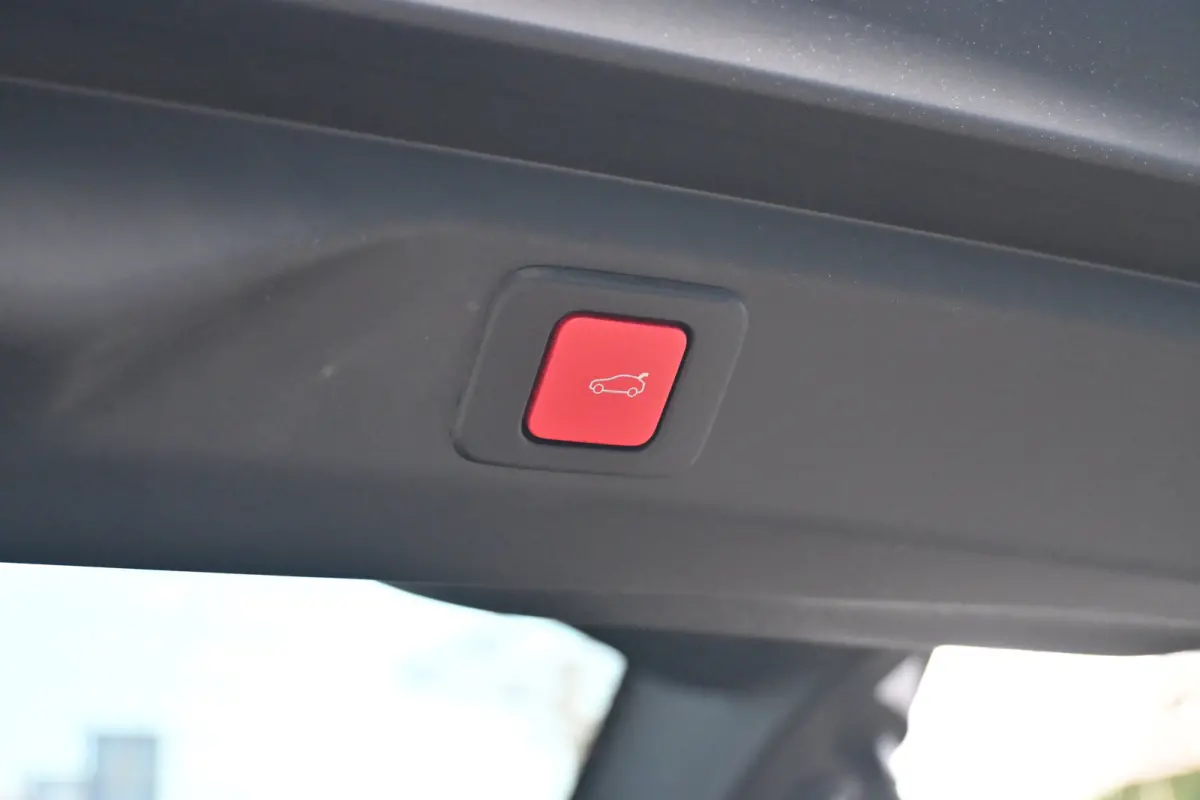 GT | Elektrische parkeerrem | Extra getinte achterste zijruiten en achterruit