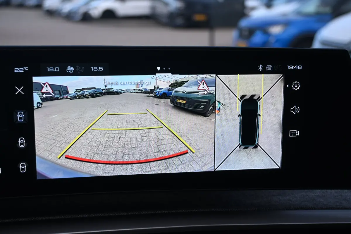 GT | Elektrische parkeerrem | Extra getinte achterste zijruiten en achterruit