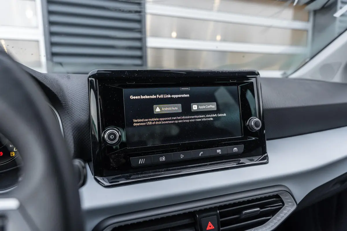 1.0 EcoTSI 95pk Style Business Connect | Apple Carplay/Android Auto | Stoelverwarming