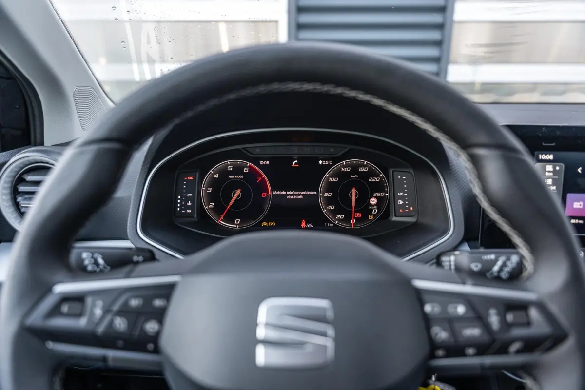 1.0 EcoTSI 95pk Style Business Connect | Apple Carplay/Android Auto | Stoelverwarming
