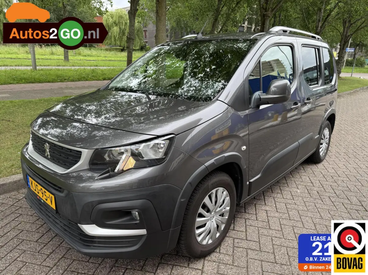 1.2 Puretech Allure I Navi I Cruise controle I Parkeersensoren I Applecarplay Android auto I trekhaak I rijklaar I