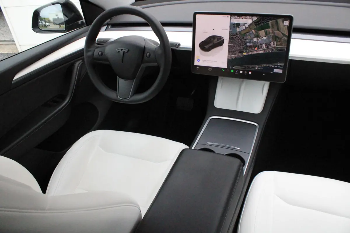 Long Range AWD 75 kWh SOH 93% Autoboost FSD
