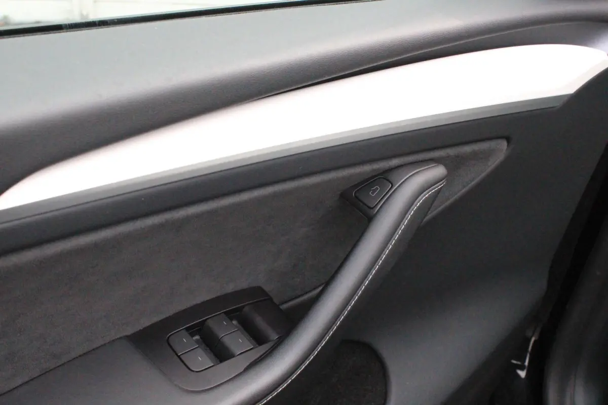 Long Range AWD 75 kWh SOH 93% Autoboost FSD