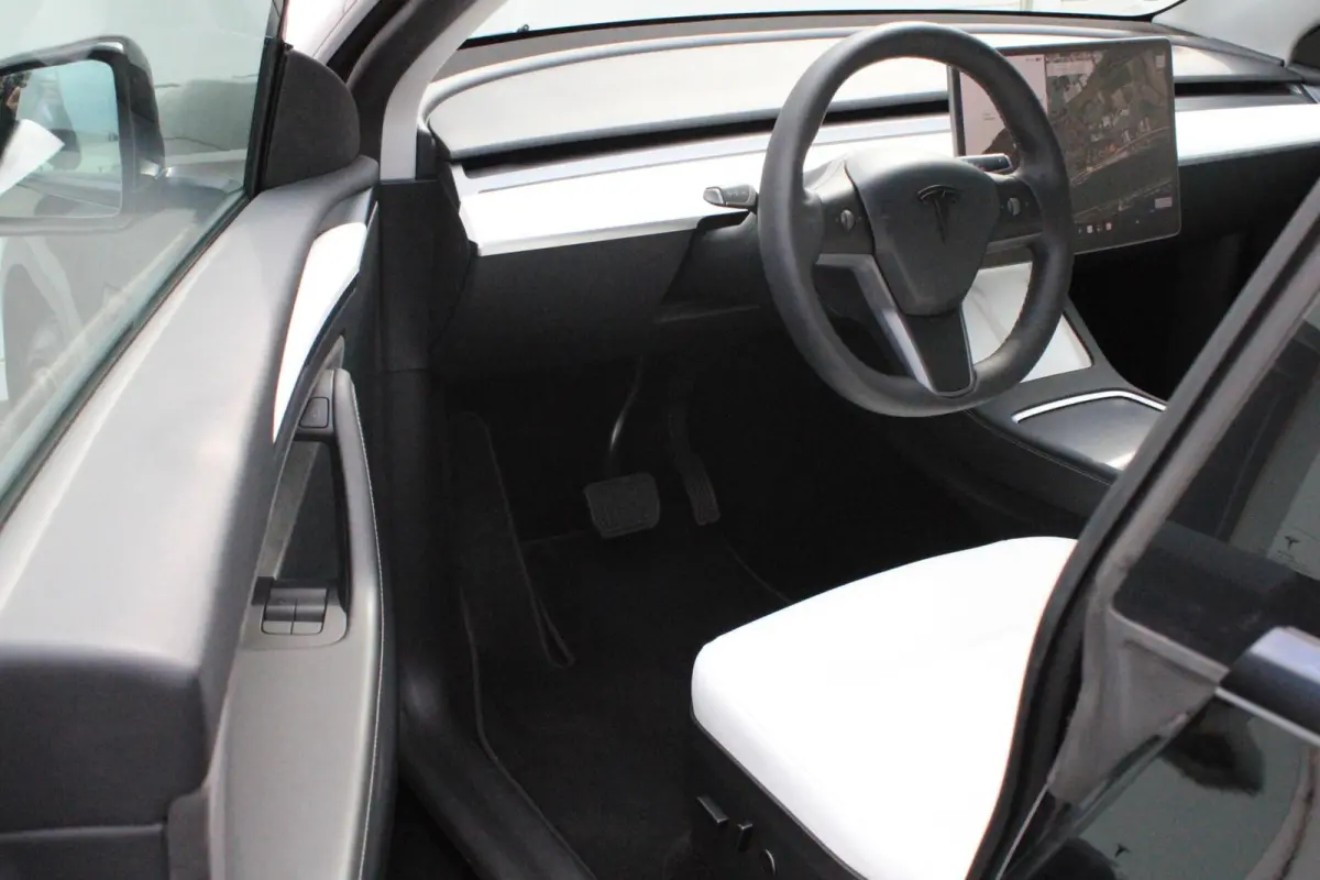 Long Range AWD 75 kWh SOH 93% Autoboost FSD