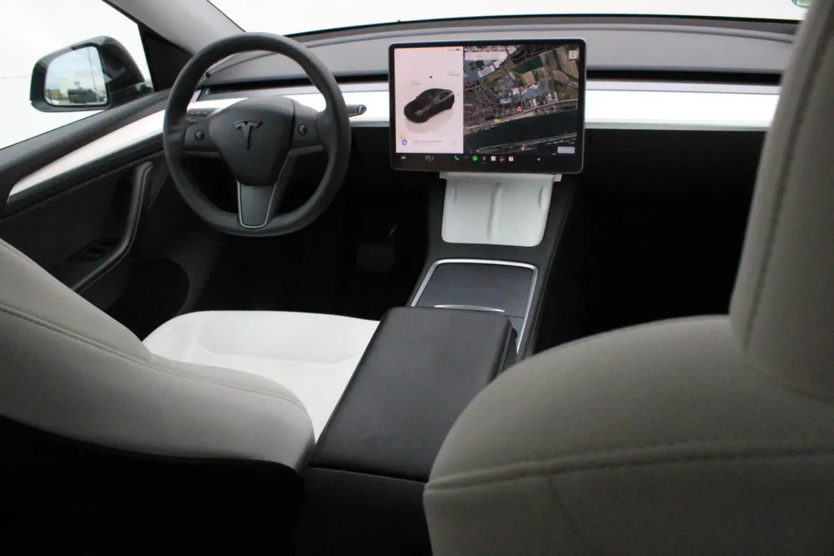 Long Range AWD 75 kWh SOH 93% Autoboost FSD