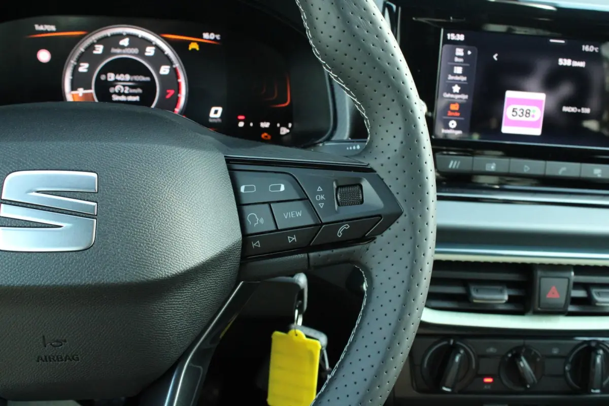 1.0 EcoTSI 95pk Style | Apple Carplay/Android Auto | 16" Velgen