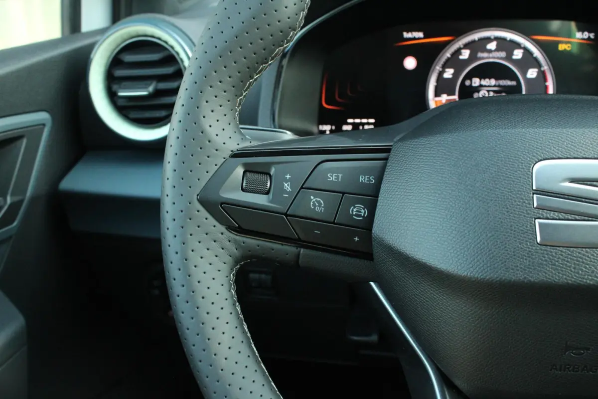 1.0 EcoTSI 95pk Style | Apple Carplay/Android Auto | 16" Velgen