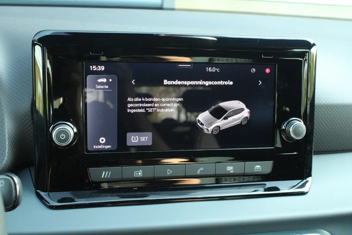 1.0 EcoTSI 95pk Style | Apple Carplay/Android Auto | 16" Velgen