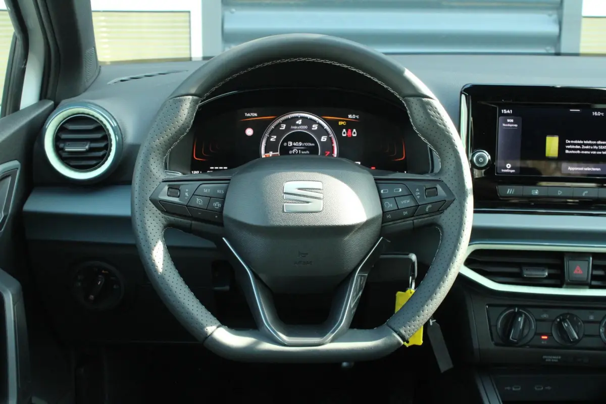 1.0 EcoTSI 95pk Style | Apple Carplay/Android Auto | 16" Velgen