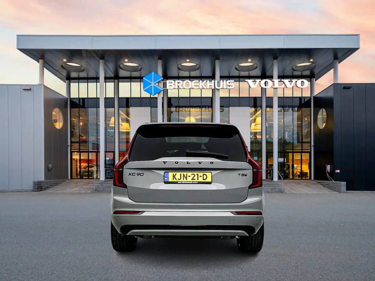 T8 Ultra Black Edition Executive | 22" | Gelaagd & Getint Glas | Geintegreerd kinderzitje | Luchtvering | Geventileerd Nappa | Bowers & Wilkins | Stoelmassage | Panoramadak | Head-Up | 360 C