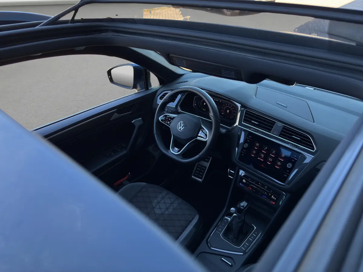 1.4 TSI eHybrid R-Line 245pk | Org. NL | Pano | Trekhaak | Adap. Cruise Control | Climate Control