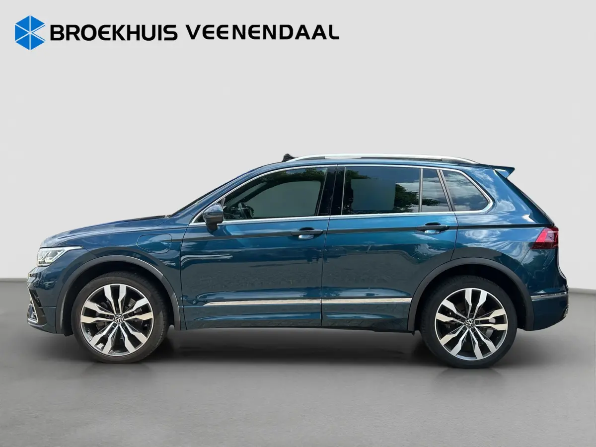 1.4 TSI eHybrid R-Line 245pk | Org. NL | Pano | Trekhaak | Adap. Cruise Control | Climate Control