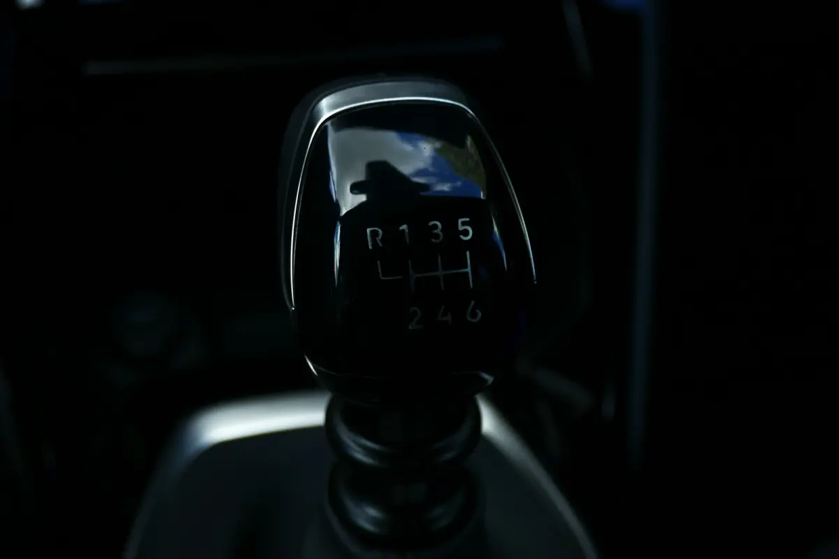 1.2 PURETECH 100PK ALLURE / CLIMA / FULL-LED / KEYLESS / NAVI / PDC / BLUETOOTH / CRUISECONTROL / 1E EIGENAAR / SCHITTERENDE STAAT !!