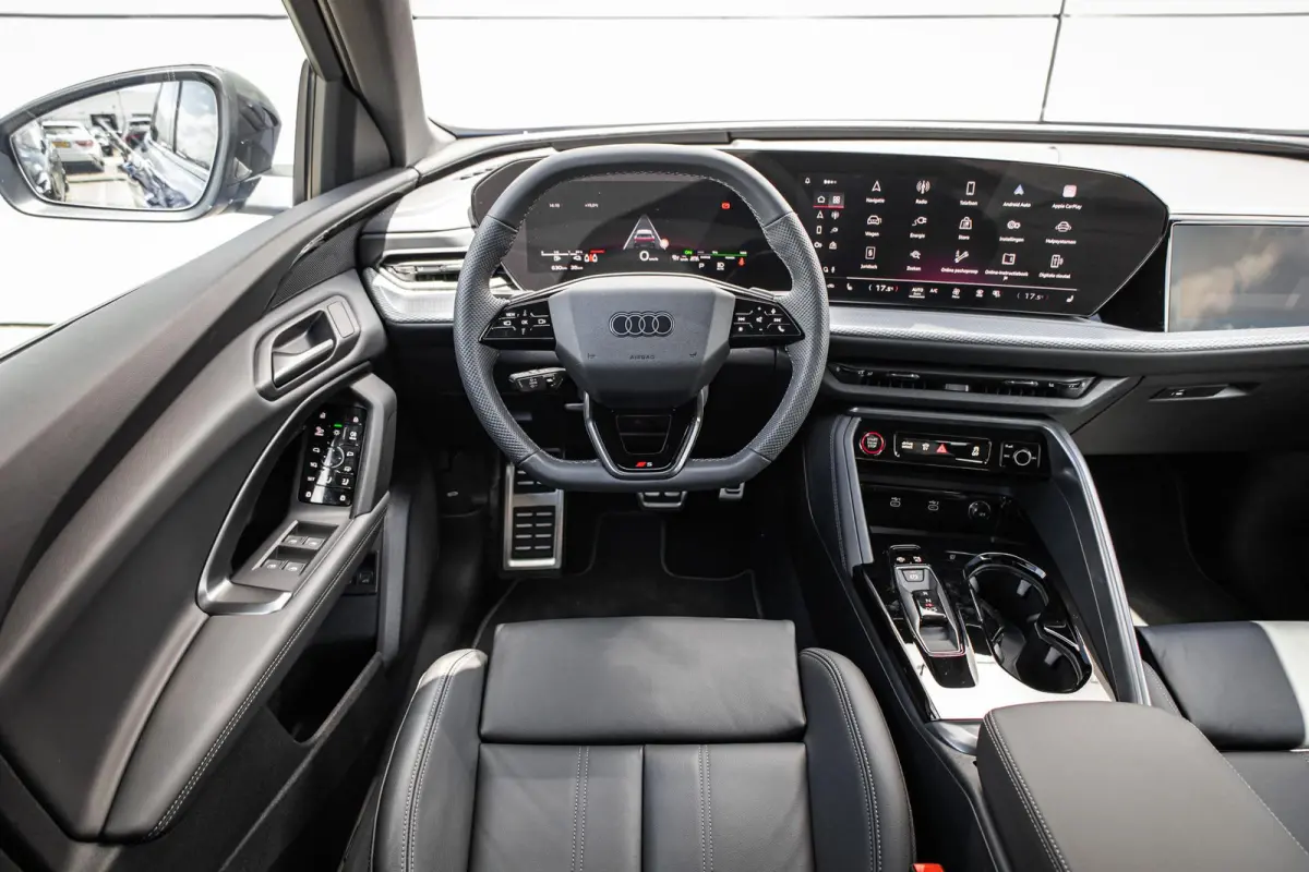 2.0 TFSI e-hybrid quattro S edition Competition | Panoramadak | 22" Velgen | SQ5 Uitlaat