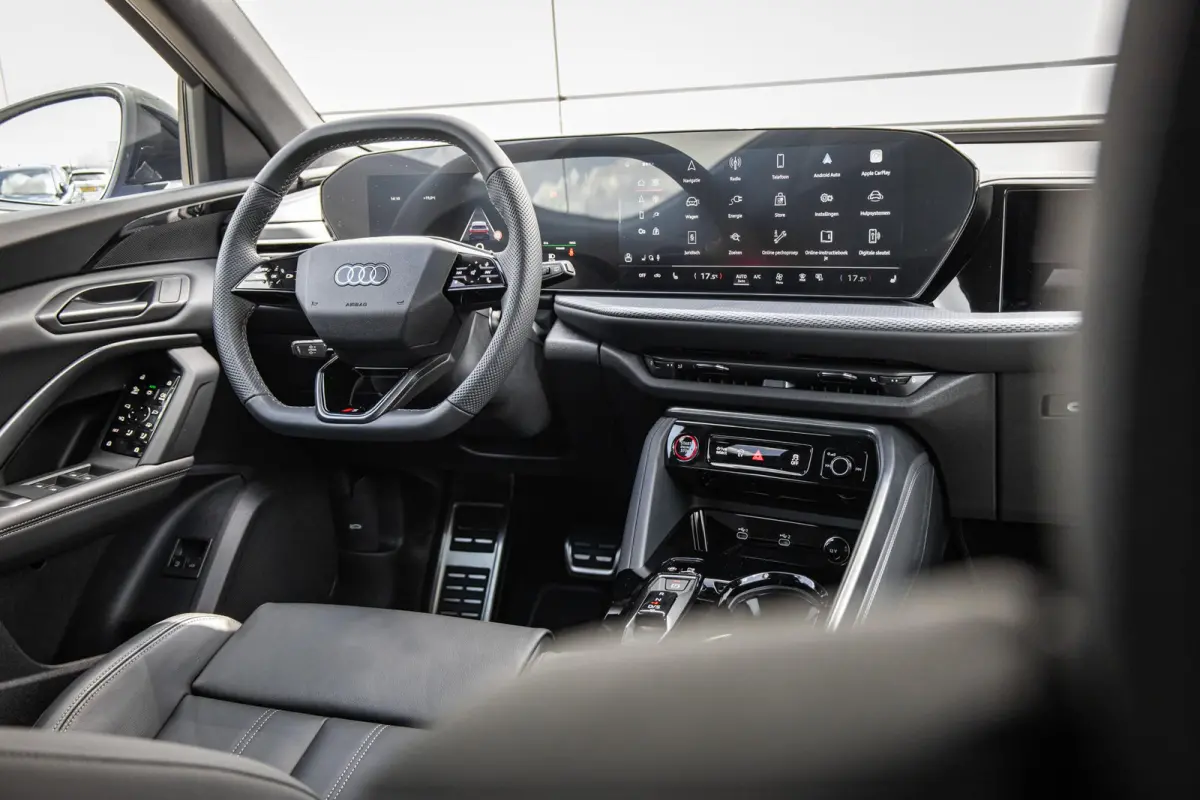 2.0 TFSI e-hybrid quattro S edition Competition | Panoramadak | 22" Velgen | SQ5 Uitlaat