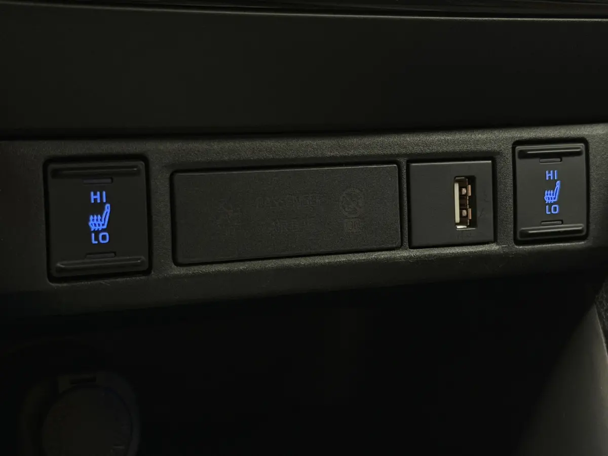 1.5 Hybrid 130 SPORT HuD CarPlay Camera