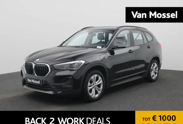 xDrive25e | ACC | Head-up Display | Keyless | Achteruitrijcamera | DAB |