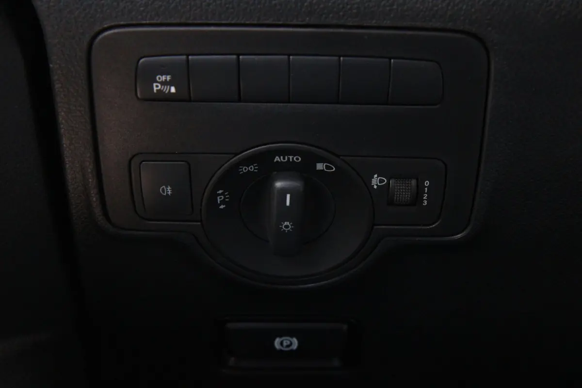 114 CDI Lang Automaat / Trekhaak / Camera / Carplay / Cruise