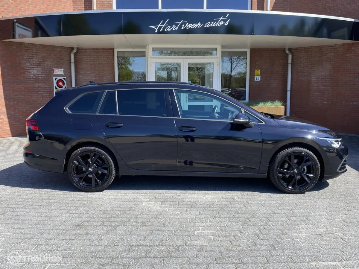 1.0 TSI Life | Trekhaak | Clima | ACC | LM Velgen | Navigatie | PDC V+A | Apple Carplay/An