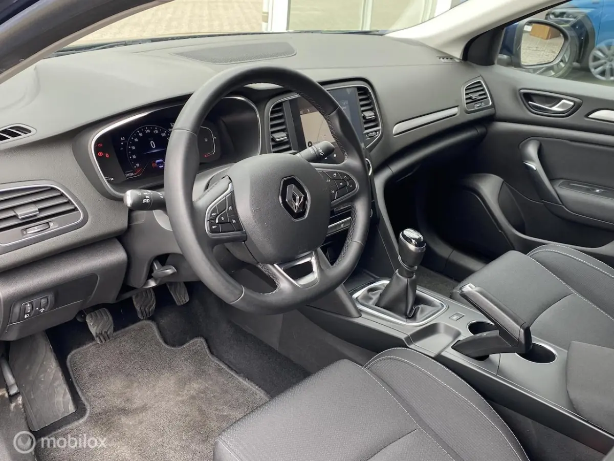 1.3 TCe Zen | Led Koplampen | Navigatie | Bluetooth | PDC V+A | Clima | Cruise | RIJKLAARP
