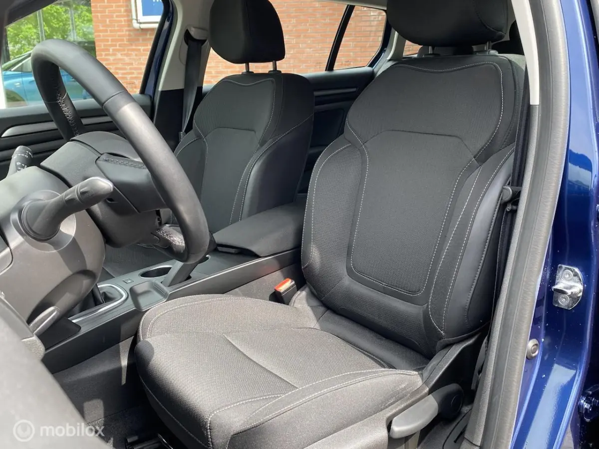 1.3 TCe Zen | Led Koplampen | Navigatie | Bluetooth | PDC V+A | Clima | Cruise | RIJKLAARP