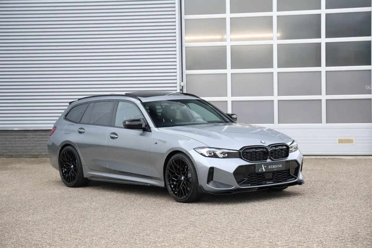 320i M-Sport Pano|Trekh|360Cam|HUD|ACC|Iconic